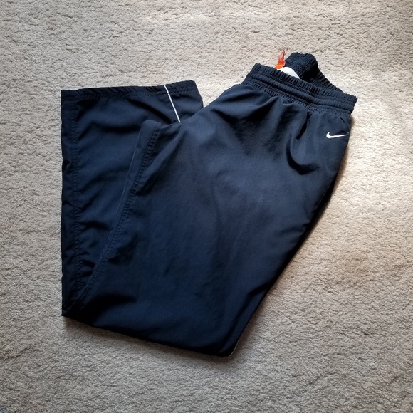 ❤❤SOLD❤❤ Nike pants - Picture 2 of 5